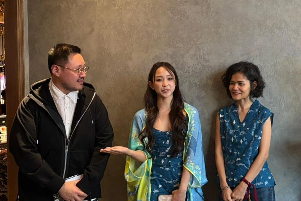 Sejauh Mata Memandang Ajak Jaga Laut Lewat Koleksi “Larung” di JFW 2026