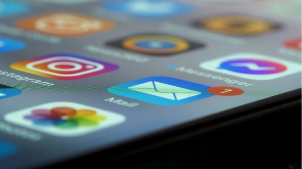 Langkah-Langkah Menyusun Surat Elektronik untuk Permintaan Donasi