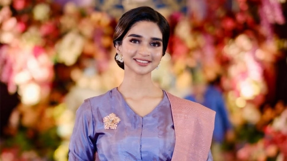 Puteri Indonesia Saira Saima Hampir Diculik Driver Taksi Online: Lompat Keluar Mobil Malem-Malem!