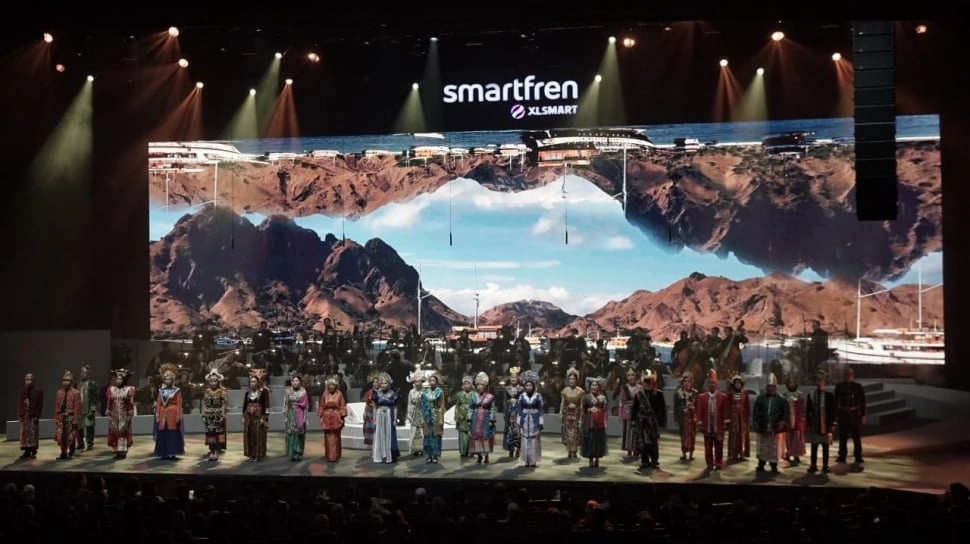 Teknologi Bertemu Seni: SMARTFREN Malam 100 Cinta 2025 Tampilkan Orkestra Digital untuk Negeri