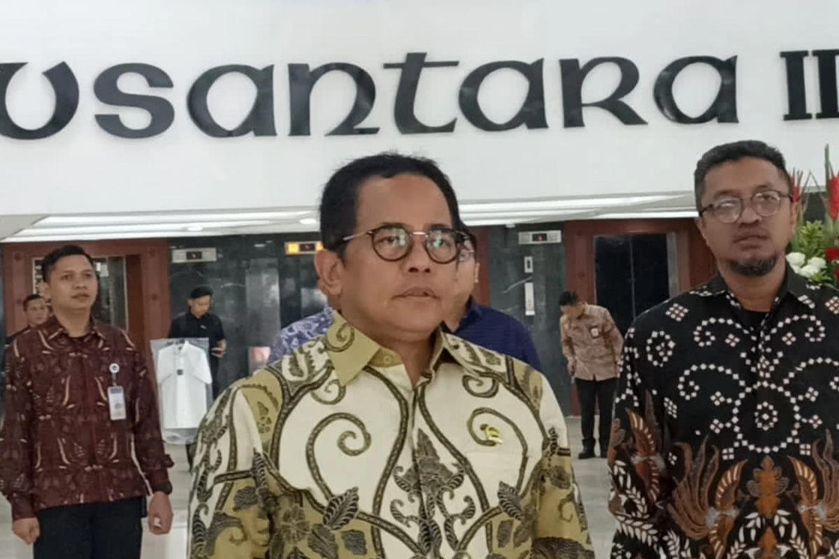 DPR Bakal Kaji Putusan MK soal Fraksi Wajib Utus Anggota Perempuan di Setiap AKD