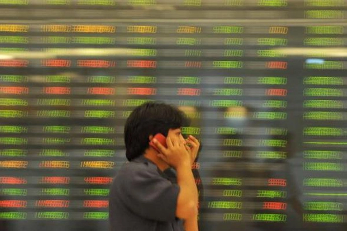 IHSG Ditutup Menguat 0,22 Persen, Bank Mandiri dan GOTO Jadi Penopang Utama