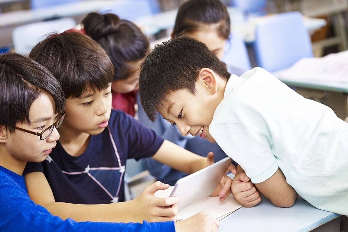 Platform Digital Dinilai Tidak Konsisten Menindak Iklan Rokok, Anak Masih Bisa Akses