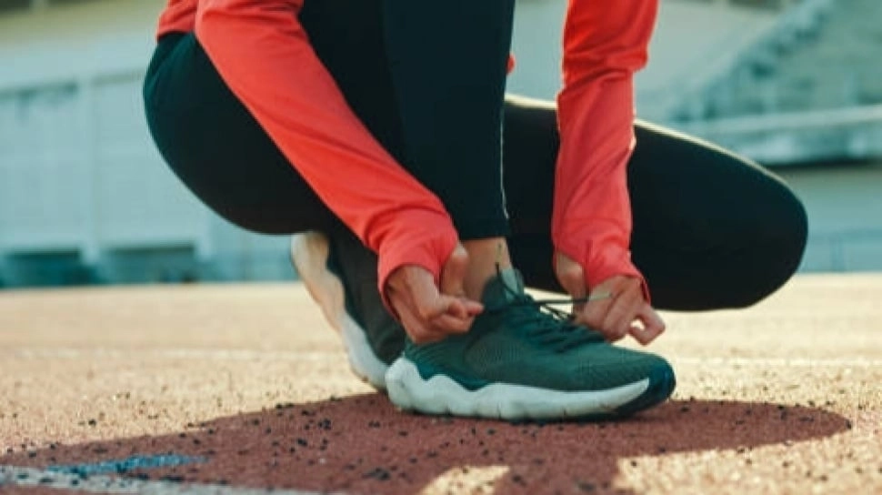 5 Rekomendasi Sepatu Lari yang Bisa Buat Nongkrong, Harganya Mulai Rp100 Ribuan!