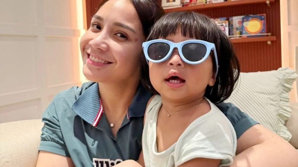 Viral Lipstik Anak ala Lily Putri Nagita Slavina, Aman BPOM dan Harganya Murah Meriah!