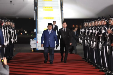 Prabowo Tiba di Korsel untuk Hadiri KTT APEC 2025, Perkuat Peran Indonesia di Asia Pasifik