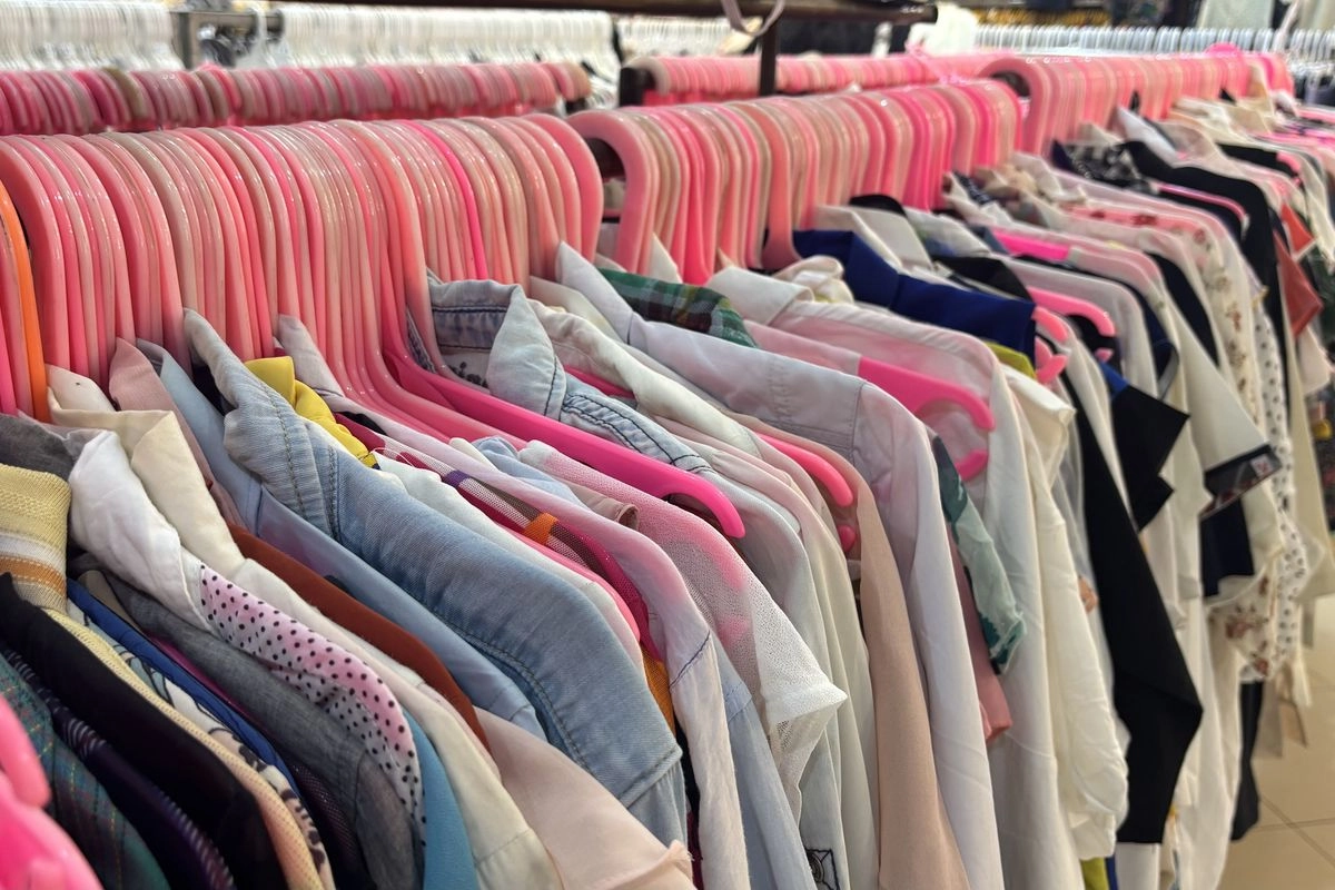 Konfederasi Buruh Dukung Upaya Purbaya Hentikan Banjir Pakaian Bekas Impor