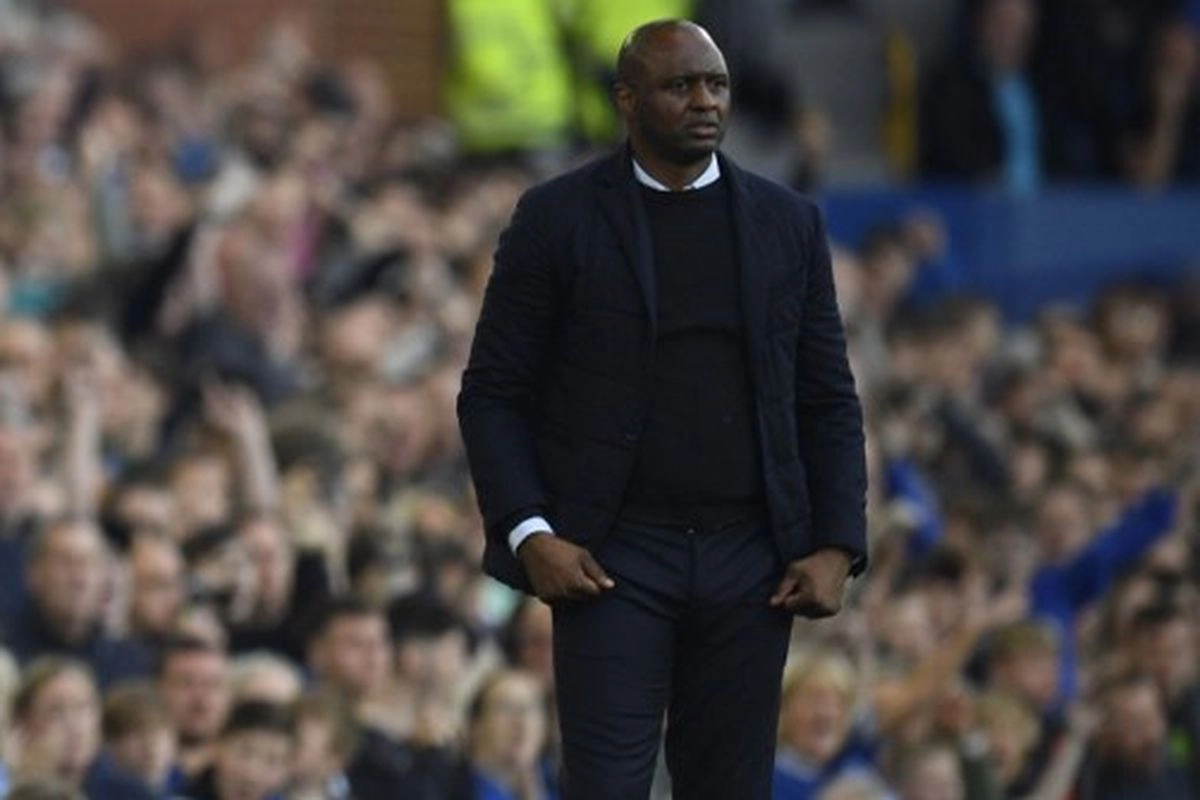 Patrick Vieira Resmi Tinggalkan Genoa, Posisi Juru Kunci, Tanpa Kemenangan