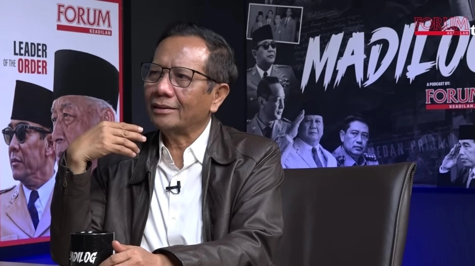 Bongkar Habis! Mahfud MD Beberkan Kejanggalan di Balik Proyek Kereta Cepat Whoosh Era Jokowi