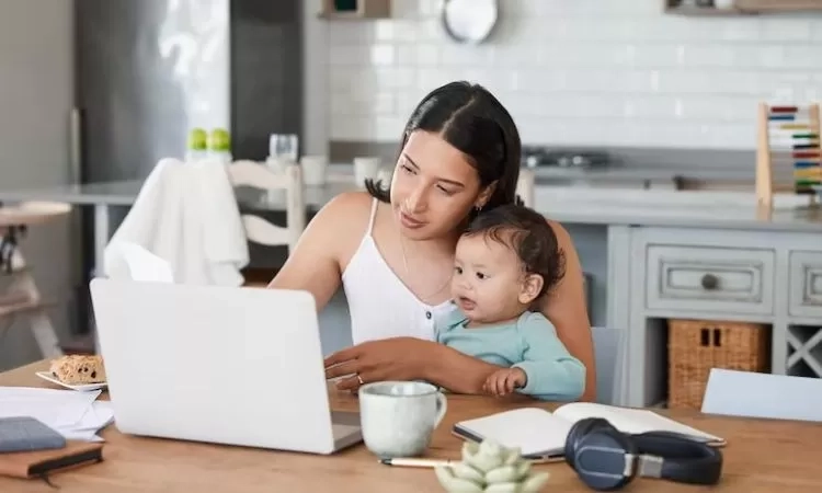 Pekerja Remote Perlu Tahu: 7 Tips Efektif Bekerja dari Rumah Supaya Tetap Santai tapi Produktif