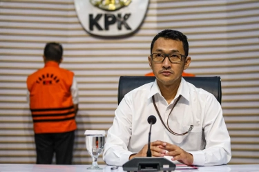 Tak Hanya Tolak Ekstradisi, Paulus Tannos Coba Peruntungan Lawan KPK Lewat Praperadilan