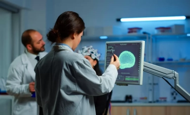 Waspada Penyakit Meningitis: Pahami tentang Bahaya, Gejala Umum, dan Langkah Pengobatannya