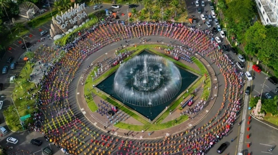 4th IICF 2025 Sukses Pertemukan 12 Negara, ''Semarak Nandak Ondel-Ondel Betawi'' Pecahkan Rekor MURI