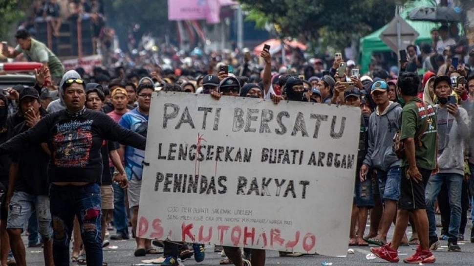 Gagal Makzulkan Bupati Pati, 2 Aktivis Kena Bui: Dijerat Pasal Berlapis Usai Blokir Pantura