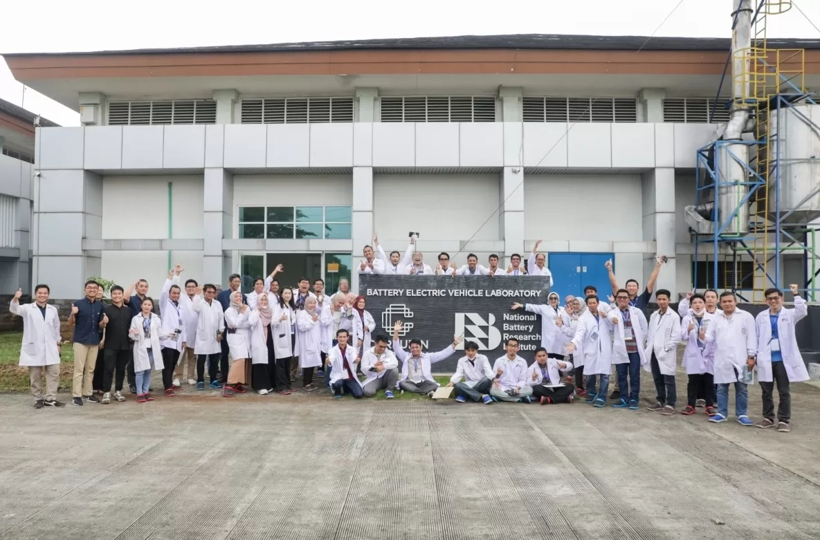 Battery School 2025 Bahas Keselamatan Baterai EV, Tekankan Mitigasi Risiko Kebakaran Lithium-Ion