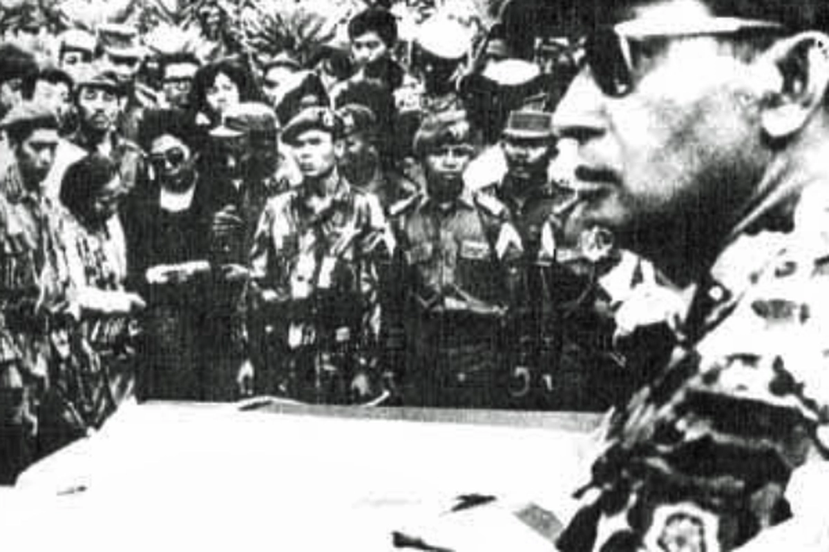 Soeharto dan Gelar Pahlawan: Berjasa tapi Tetap Tak Pantas