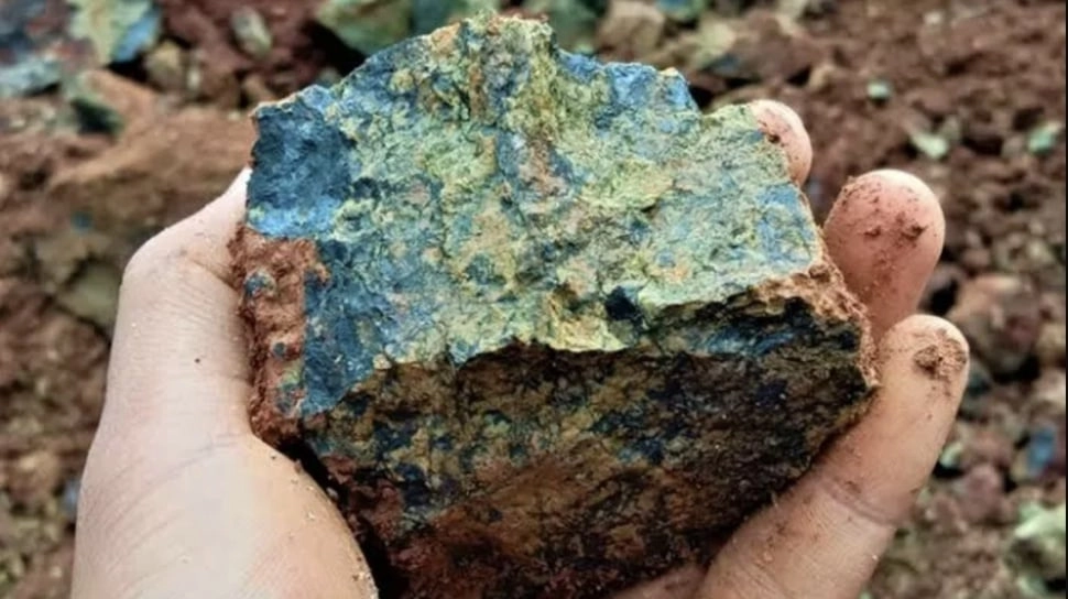 Kenapa Proyek Jalan Trans Halmahera Disebut Hanya Untungkan Korporasi Tambang?