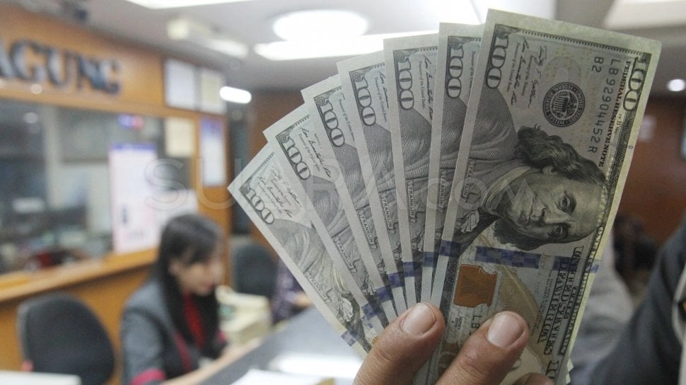 Rupiah Merana! Dihantam Dolar AS dan Ketidakpastian The Fed