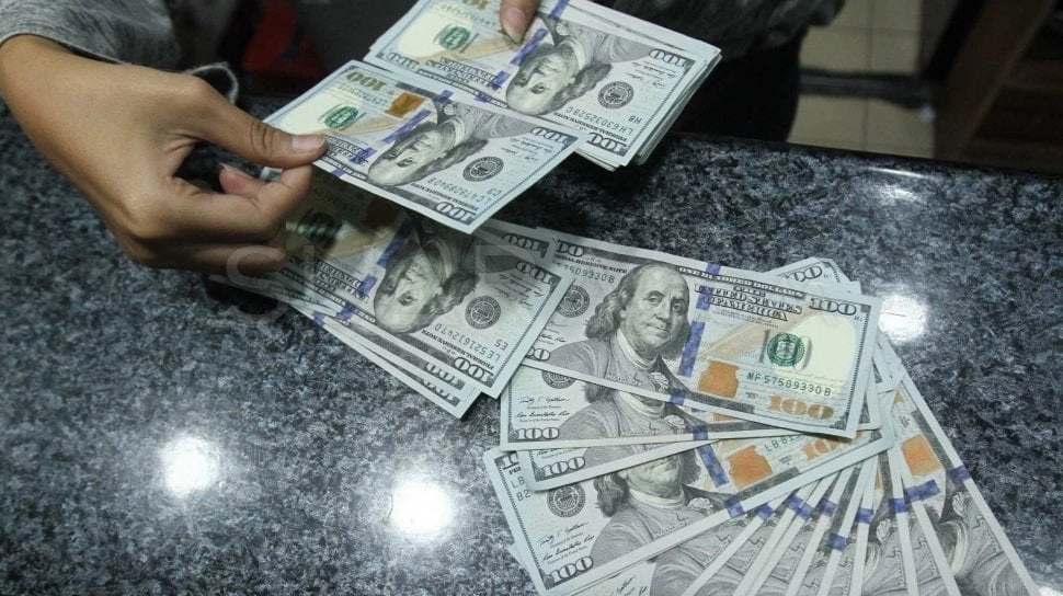 Rupiah Terus Amblas Lawan Dolar Amerika