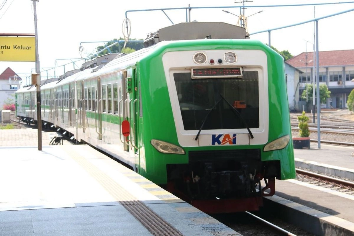 Jadwal KA BIAS Terbaru November 2025: Rute Solo-Madiun-Caruban (PP)