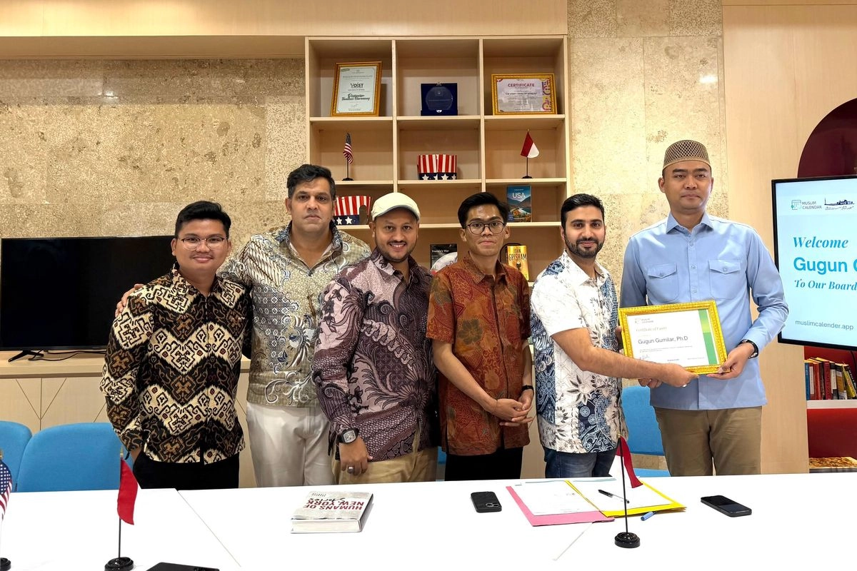 Kembangkan Ekosistem Digital Umat, Aplikasi Muslim Calendar Gandeng Stafsus Menteri Agama