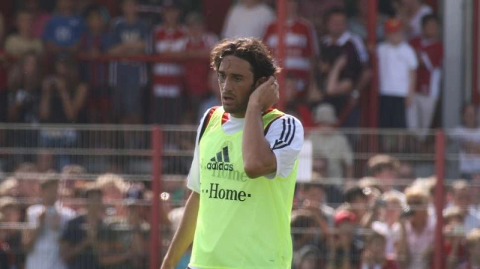 Legenda Luca Toni: Mesin Gol Italia yang Bawa Bayern Munich Raih Treble
