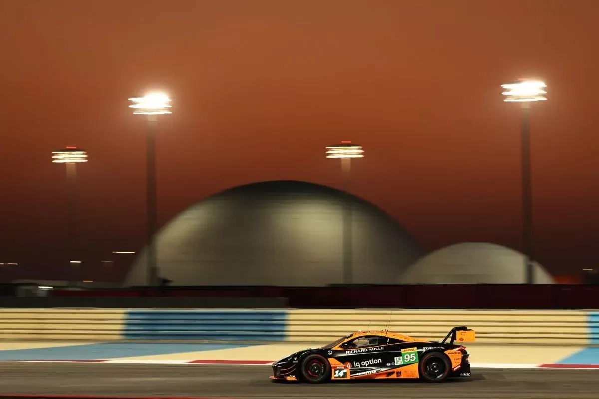 Sean Gelael Segel 3 Poin! Pembalap Indonesia Akhiri Musim FIA WEC 2025 dengan Tampil Konsisten di Bahrain