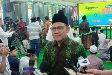 Pro Kontra Soeharto Jadi Pahlawan Nasional, Cak Imin: Kita Tunggu Saja Keputusan...