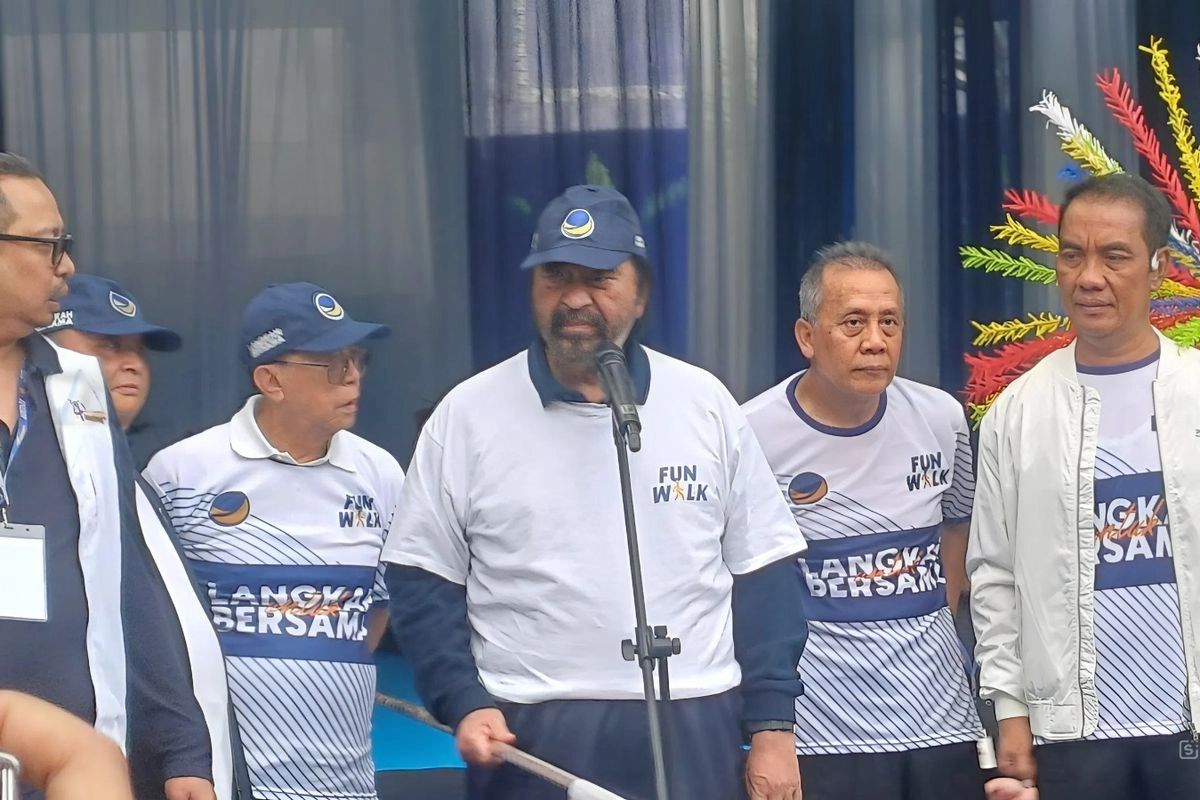 Sahroni dan Nafa Urbach Disanksi MKD, Surya Paloh Belum Ambil Langkah PAW