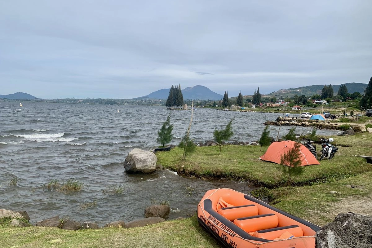 Wisata Pagi di Danau Diateh, Menikmati Pinyaram atau Cucur Khas Minang