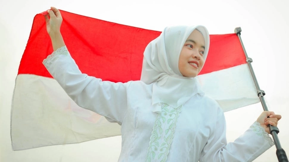 10 Sunscreen Lokal Terbaik yang Ringan untuk Upacara Hari Pahlawan