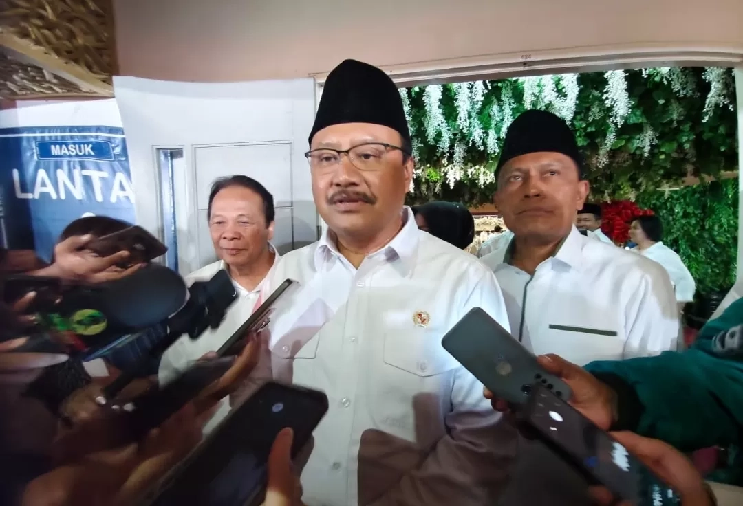 Menteri Sosial Ingatkan Keluarga Penerima Manfaat Tentang Penggunaan Bansos