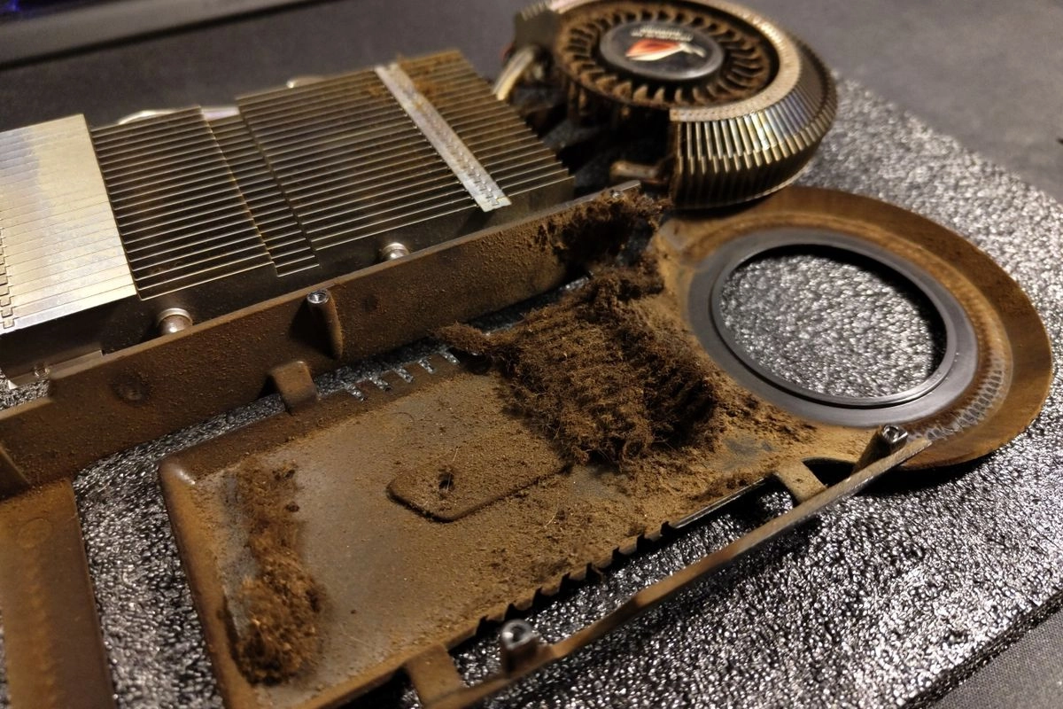 GPU Ini Rusak Parah Akibat Asap Rokok, Kok Bisa?