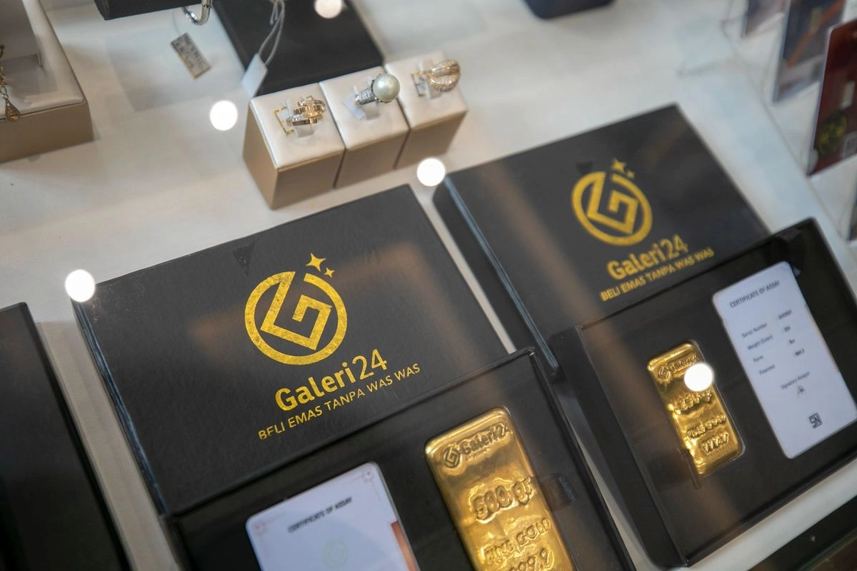 Harga Emas di Pegadaian 13 November 2025: Galeri 24 dan UBS Kompak Naik