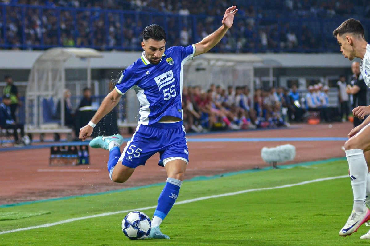 Kualifikasi Piala Dunia 2026 UEA Vs Irak: Kata Bek Persib Frans Putros Usai Tak Dapat Panggilan