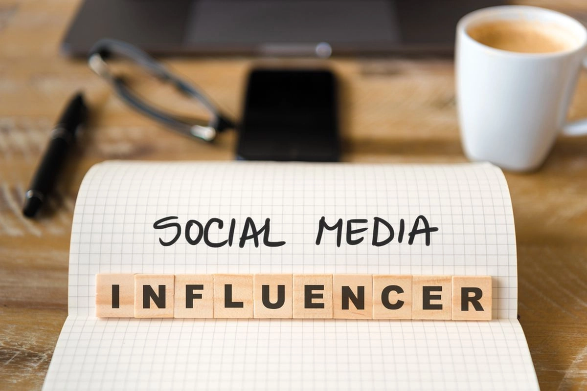 Matinya Kepakaran dan Menimbang Regulasi Sertifikasi Influencer