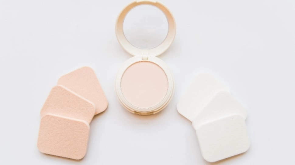 Bye Pori-Pori Tersumbat! 5 Cushion Non Comedogenic Terbaik yang Bikin Kulit Bebas Kusam & Jerawat