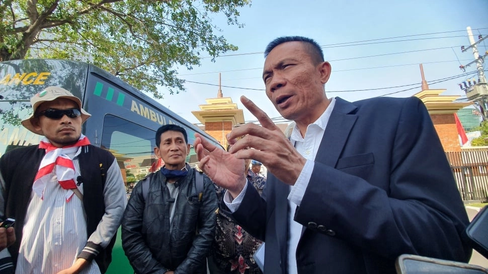 Geger Ijazah Jokowi, Rismon Tantang Nyali Publik: Layak Disebut Bangsa Pengecut Jika Takut