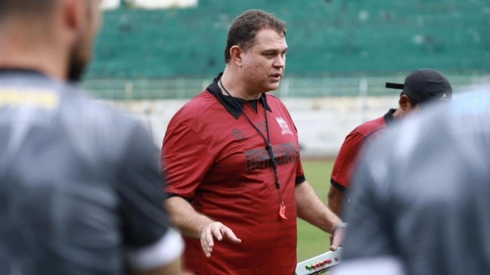 Pengganti Alfredo Vera, Madura United Umumkan Pelatih Baru dari Brasil