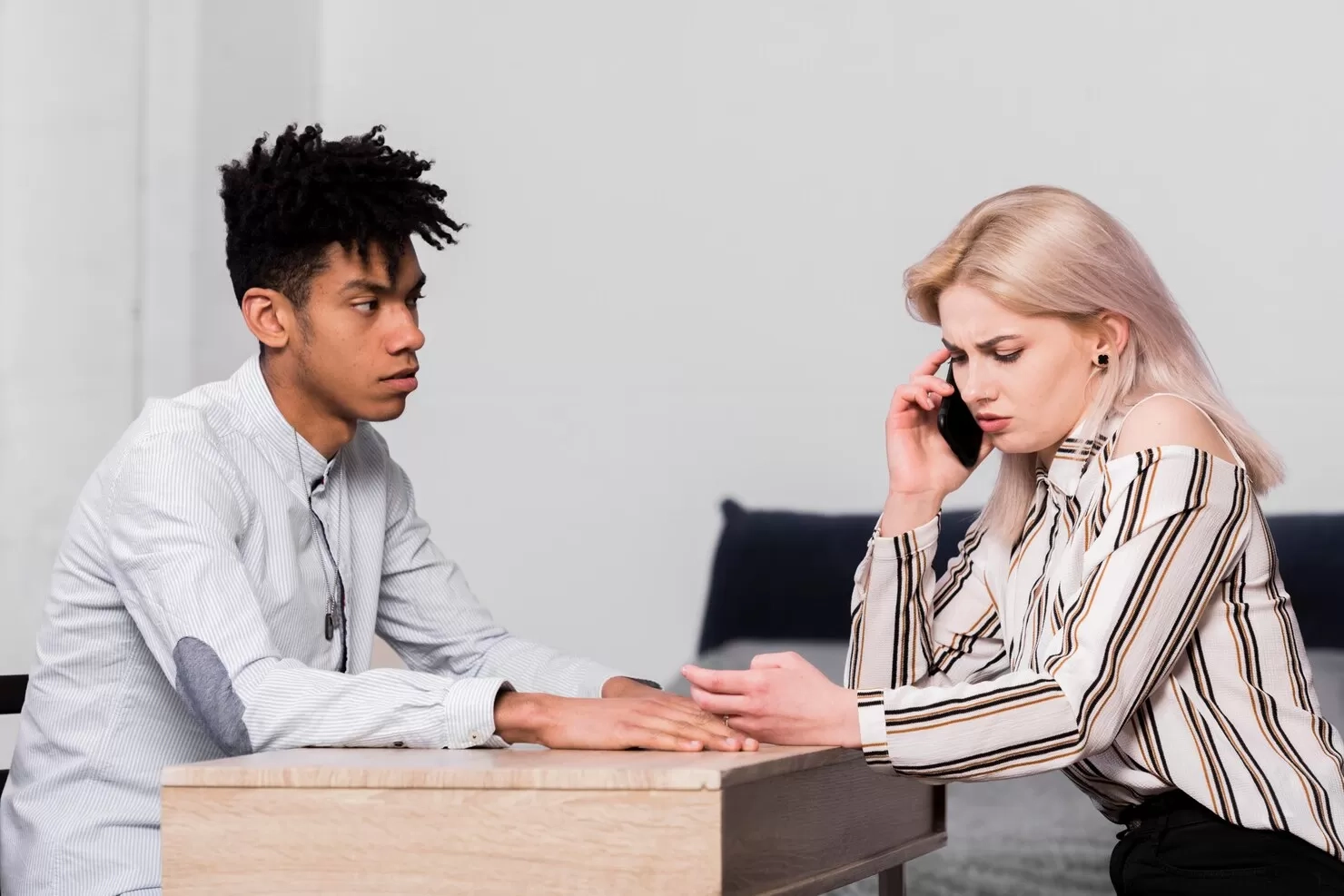 9 Tanda Terselubung yang Mengungkap Anda Terkesan Egosentris Walau Niatnya Baik