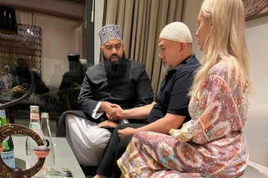 Duduk Perkara Penyanyi AS Gugat Cerai Sultan Malaysia Usai Dinikahi Tanpa Sadar