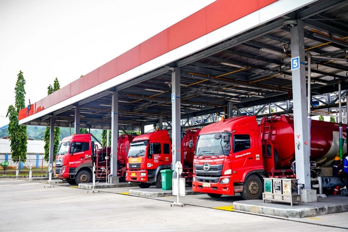 Gandeng Hino Motor, Pertamina Patra Niaga Perkuat Distribusi Energi