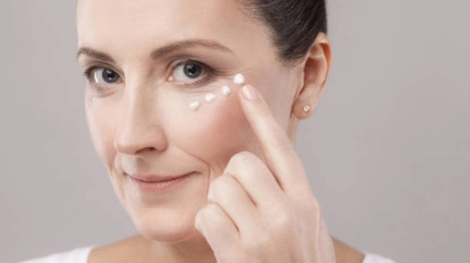 7 Rekomendasi Tinted Sunscreen untuk 40 Tahun, Tidak Lengket di Kulit