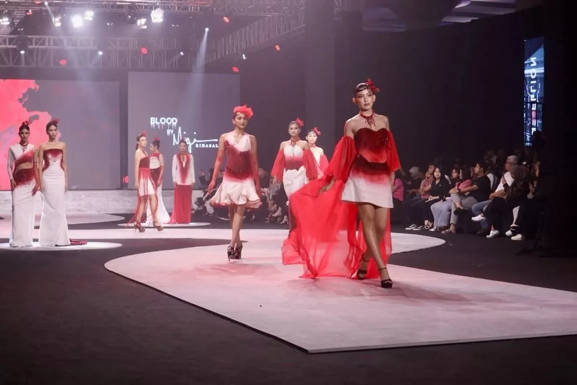 SFP 2025, ‘Blood’ Migi Rihasalay Curi Perhatian dengan Simbol Darah, Pengorbanan, dan Detail Handmade
