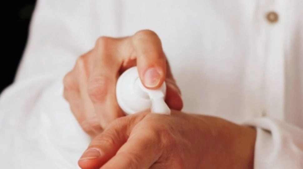 5 Pilihan Sunscreen untuk Tangan, Bantu Atasi Kulit Kering dan Keriput