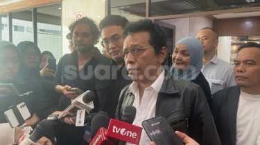 Adian Napitupulu Siap Temui Purbaya Bawa Data: Milenial-Gen Z Justru Suka Produk Thrifting