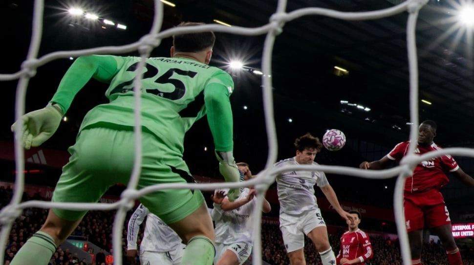 Eks Kiper MU Duga Cabutnya Pemain Ini Jadi Biang Kerok Keterpurukan Liverpool