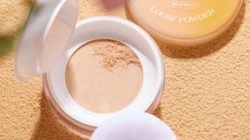 Stop Komedo! 7 Bedak Tabur Non-Comedogenic Terbaik yang Bikin Wajah Matte Tahan Lama