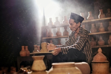 Sentra Gerabah Melikan Klaten Raih Penghargaan pada Anugerah Pariwisata Indonesia Award 2025