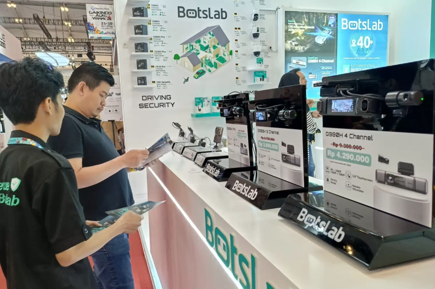 Bostlab Berikan Pilihan Ragam Dash Cam dari yang Premium Hingga Ekonomis di GJAW 2025